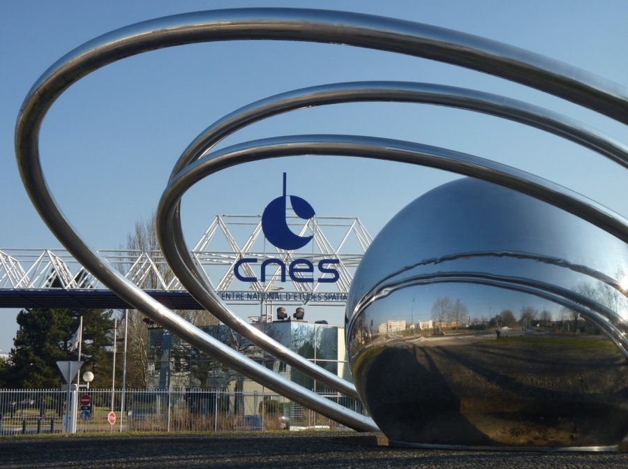 Illustration de la new Accords-cadres: le CNES renouvelle sa collaboration avec SPACEBEL